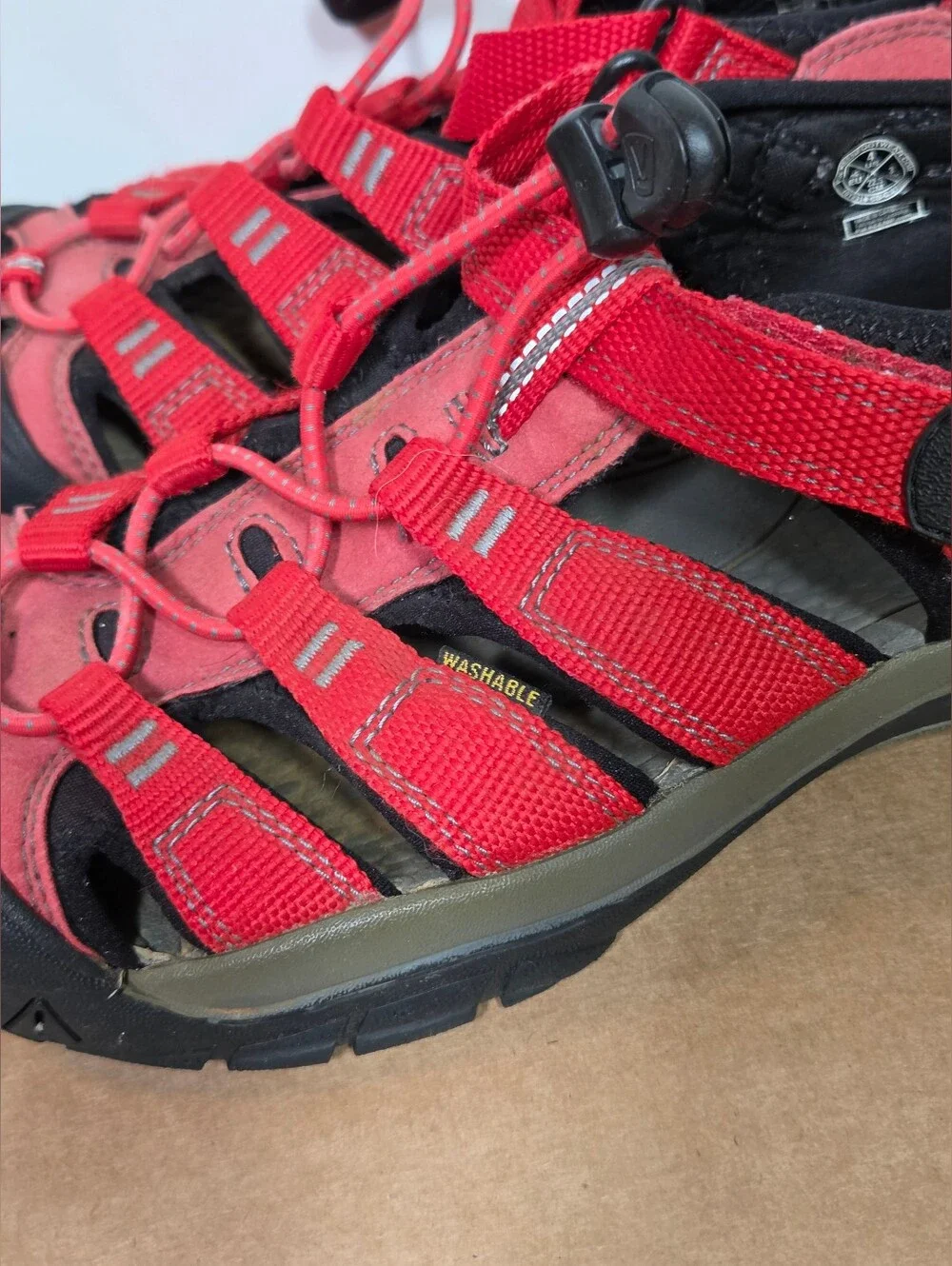 Keen Newport H2 Sandals Boys Size 4 Red Active Water Shoes Hiking Washable